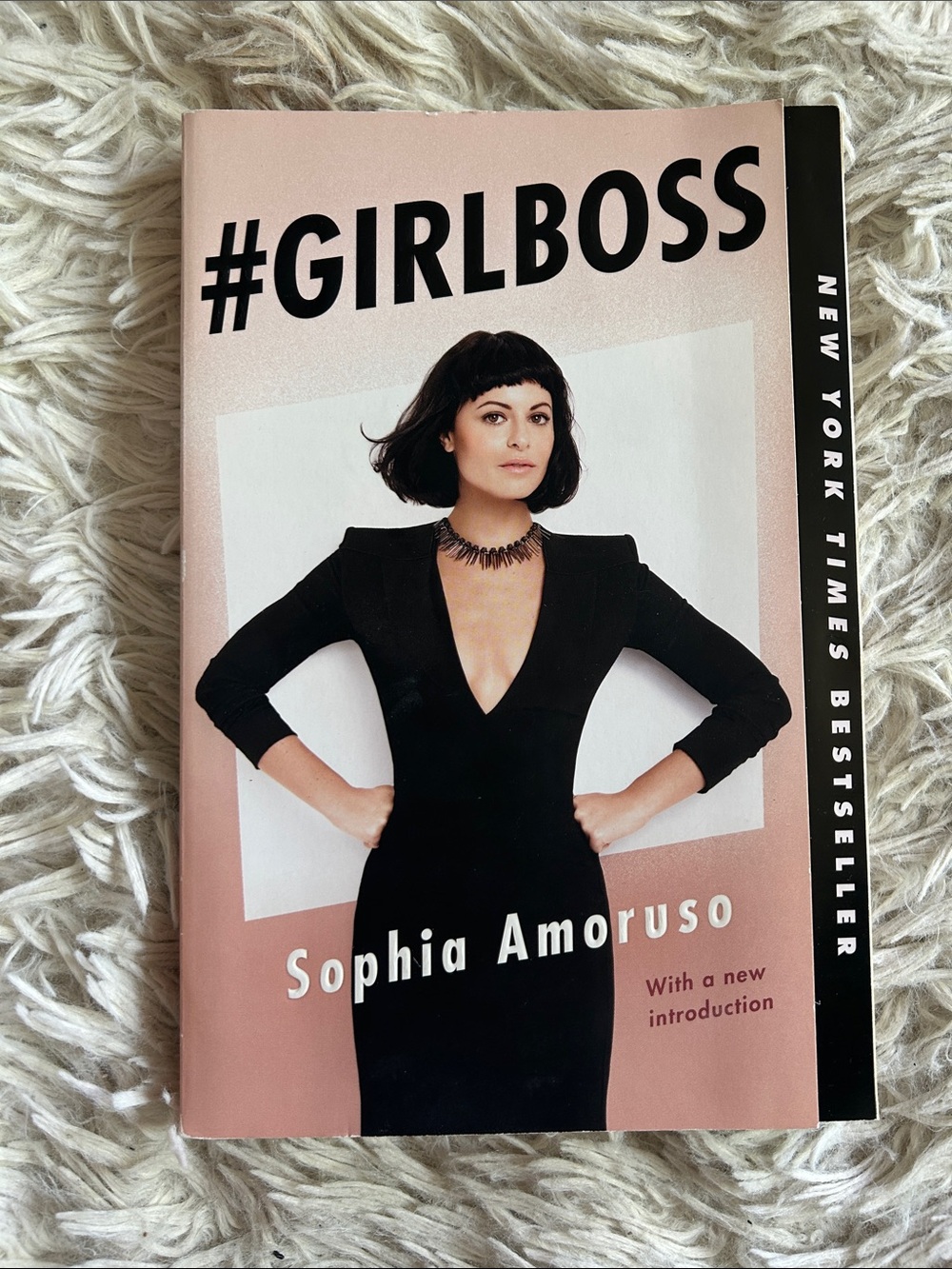 #GIRLBOSS by Sophia Amoruso - Pink Cover, paperback, nonfiction, business